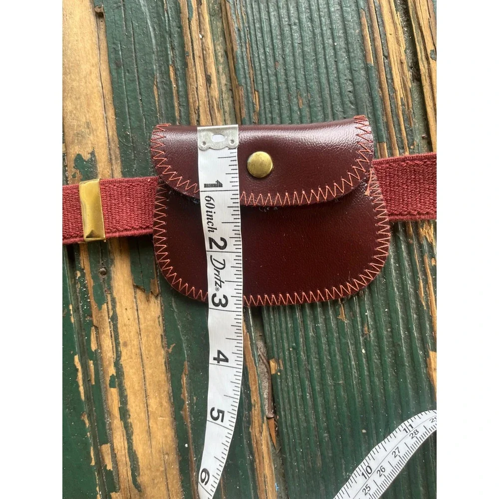 Vintage Burgundy Elastic Belt with Mini Pouch Gold R Logo Buckle Retro Red